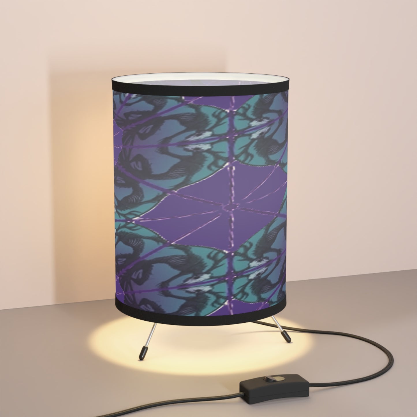 Kaleidoscope Wendigo Tripod Lamp